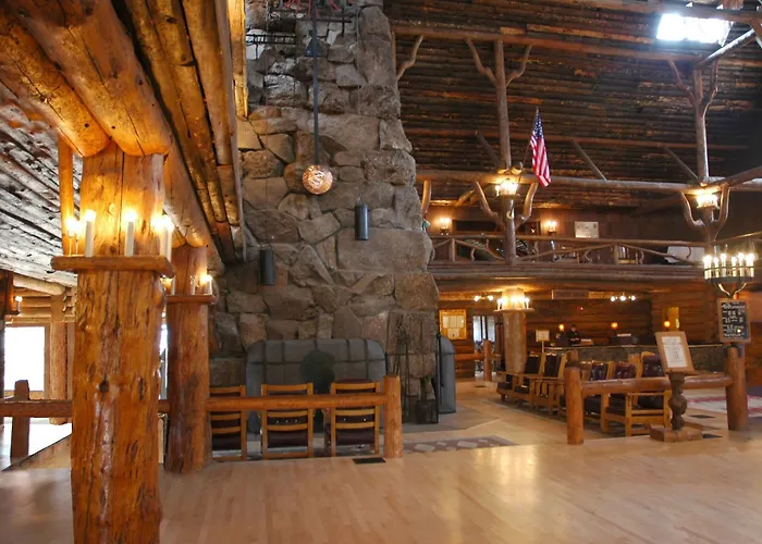 Old Faithful Inn 2* Old Faithful